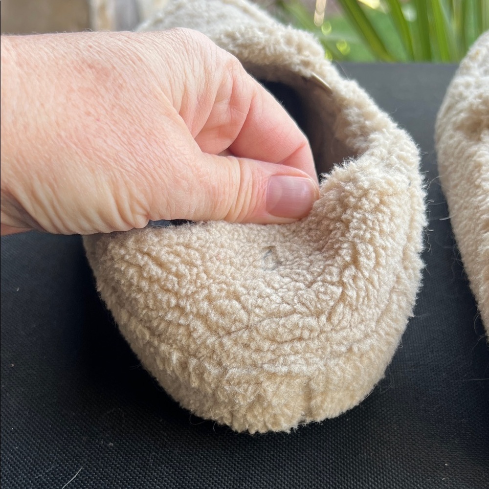 Cozy Beige Fleece Slippers Noehea Heu Sherpa 8 - Picture 7 of 8